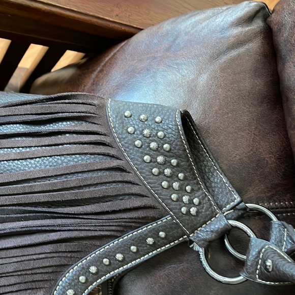 COPY - Shyanne bag with genuine leather fringe large with tons of pockets. - Picture 6 of 8
